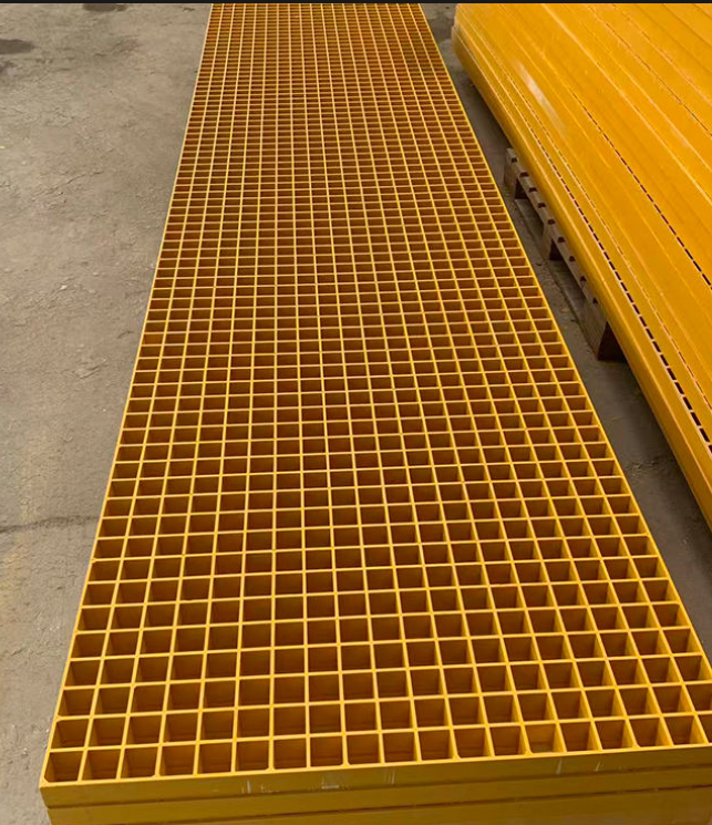 Huangang Customizable FRP Grating Panels, Smooth Fiberglass Reinforced Plastic Grating for Platforms