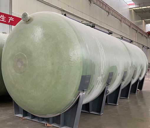 Mobile FRP Liquid Transport Tank | Portable Fiberglass Horizontal Storage Vessel